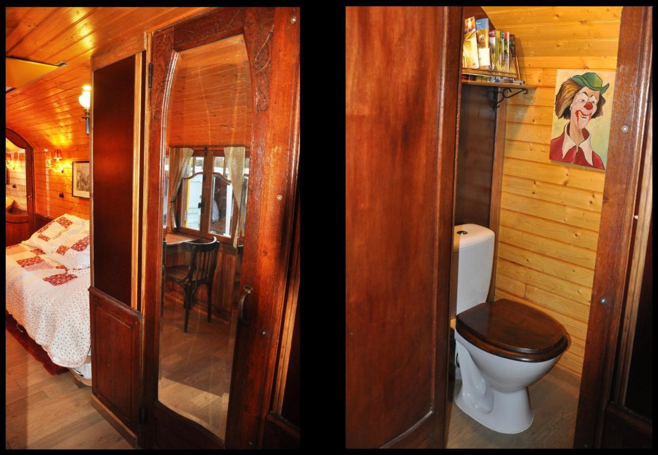 Manoir Du Bois Joly - Roulotte Art Deco Villa Margon  Room photo